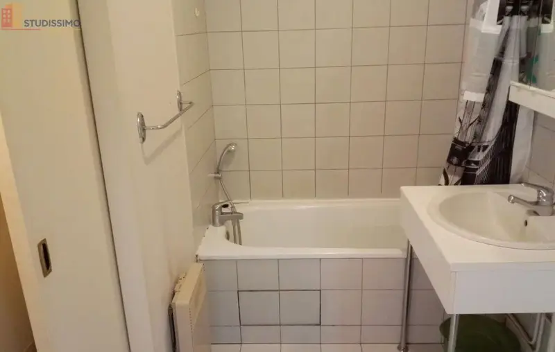 Studio meublé 23m² Clermont-Ferrand 63000 - Meublé, DPE D - Photo 1
