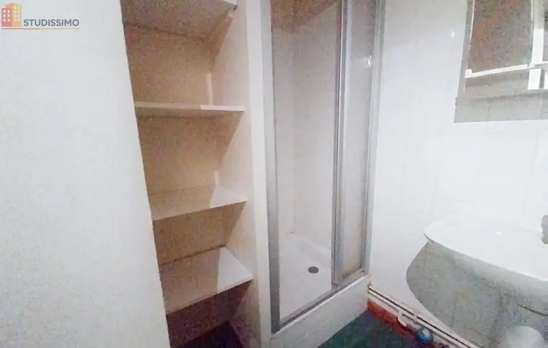 Studio 22m² Clermont-Ferrand 63000 - Étage 4, DPE F - Photo 3