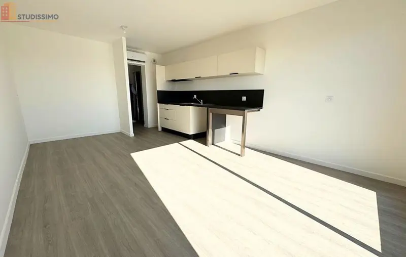 Studio 30m² Clermont-Ferrand 63100 - Photo 4
