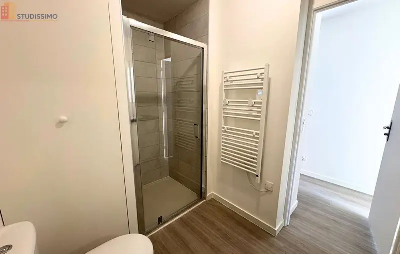 Studio 30m² Clermont-Ferrand 63100 - Photo 2