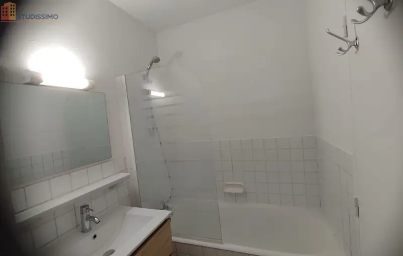 Studio 25m² Saint-Brieuc - 1er étage, lumineux - Photo 2