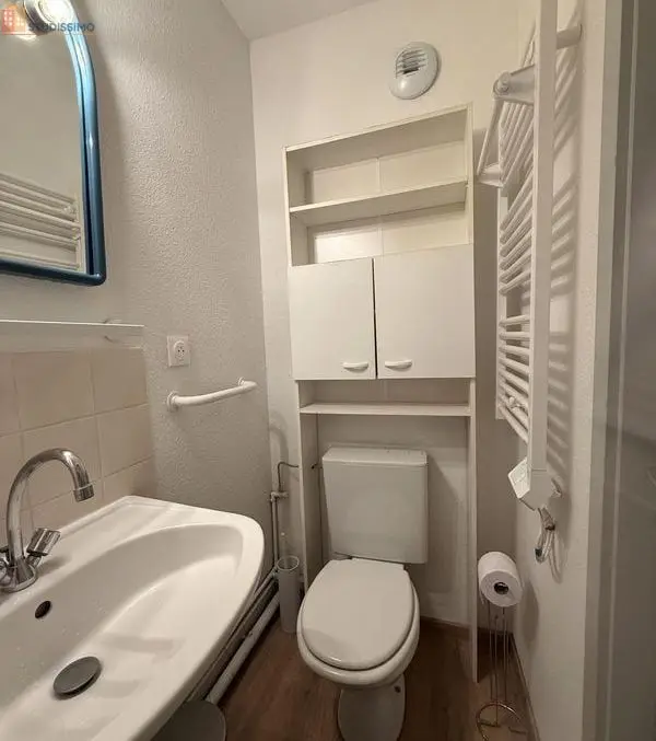 Studio 17m² Strasbourg centre - Lumineux, vue sur les toits - Photo 6