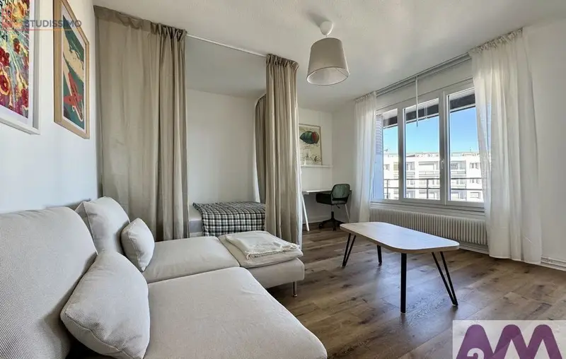 Studio meublé 31m² Clermont-Ferrand - Lumineux, étage élevé - Photo 4