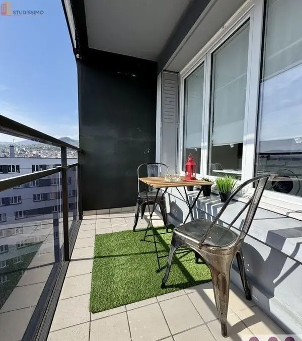 Studio meublé 31m² Clermont-Ferrand - Lumineux, étage élevé - Photo 1