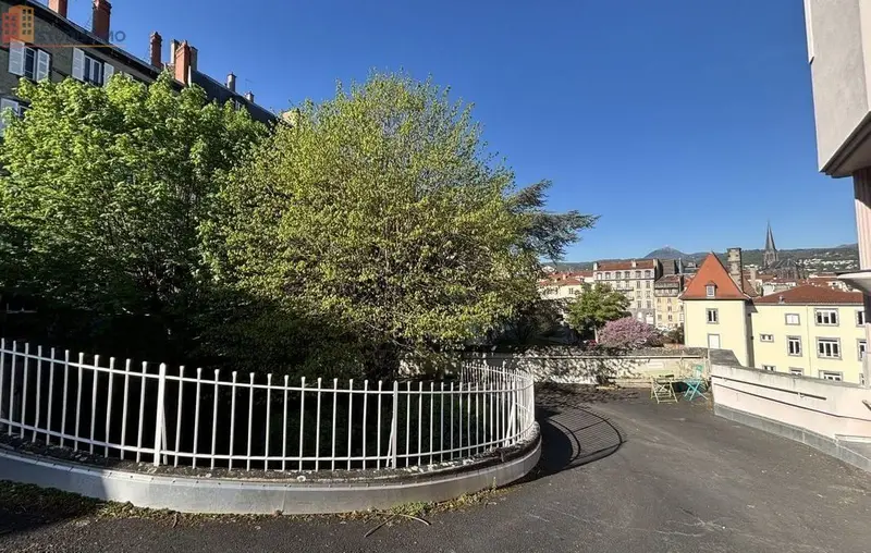 Studio 41m² Clermont-Ferrand 63000 - Photo 1