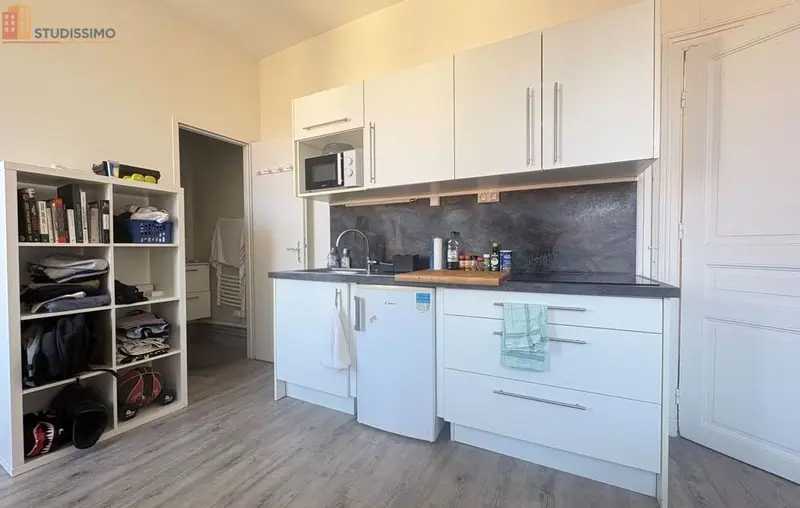 Studio 18m² Clermont-Ferrand 63100 - 2e étage, calme - Photo 2