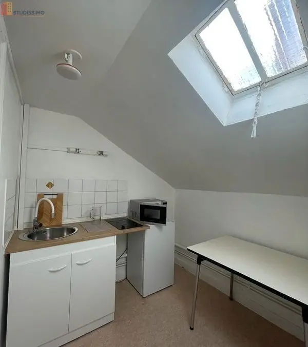 Studio meublé 30m² Clermont-Ferrand - Rénové, proche facs - Photo 2