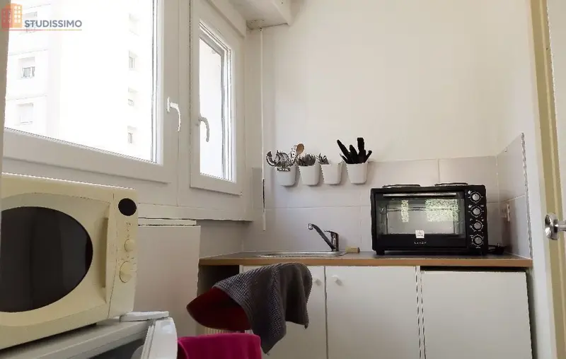 Studio meublé 23m² Strasbourg centre - Meublé, DPE C - Photo 2