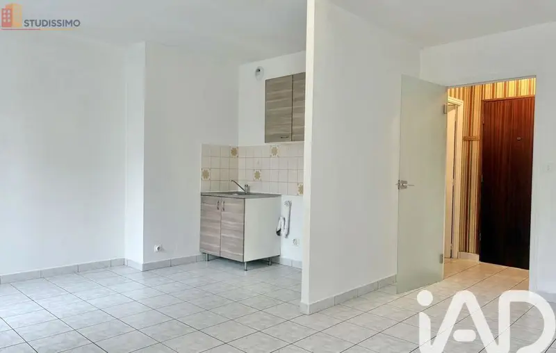 Studio 30m² Saint-Brieuc - Sans caractéristique mentionnée - Photo 3