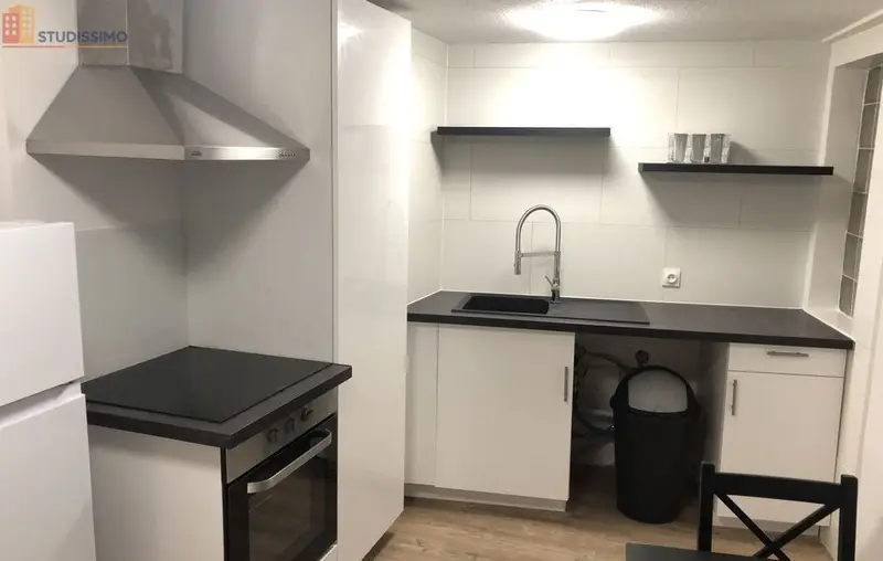 Studio meublé 31m² Strasbourg centre - Étage 2/4, meublé - Photo 3