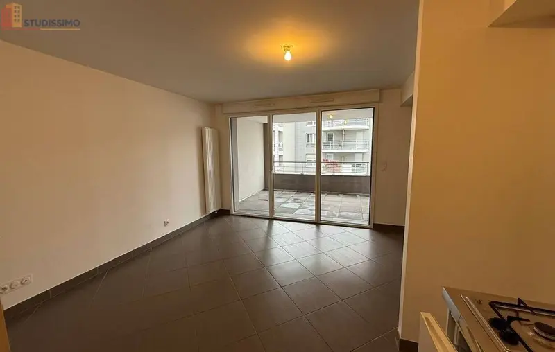 Studio 31m² Clermont-Ferrand - Terrasse 11m², hyper centre - Photo 2