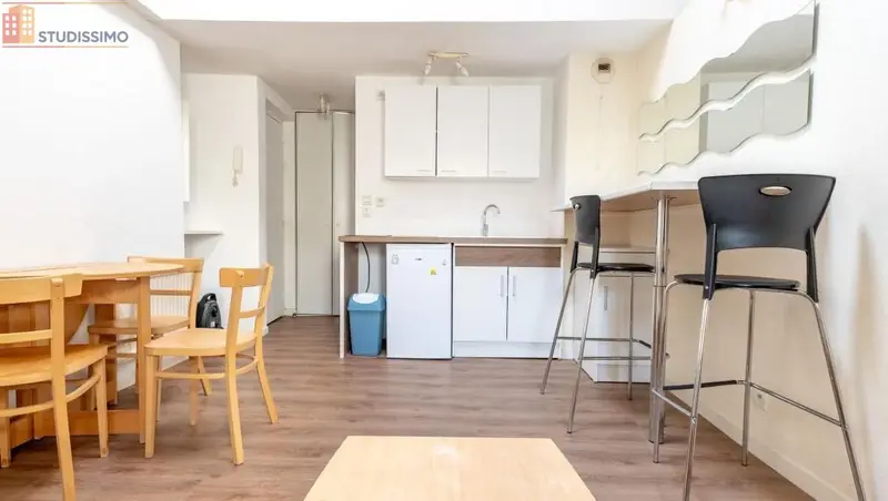 Studio 19m² Clermont-Ferrand - 2e étage, DPE D - Photo 1