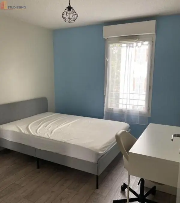 Studio meublé 10m² Clermont-Ferrand 63000 - Meublé, DPE D - Photo 2