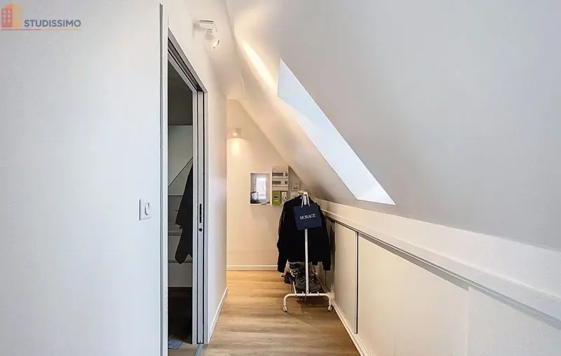 Studio 14m² Strasbourg centre - Meublé, dernier étage - Photo 4