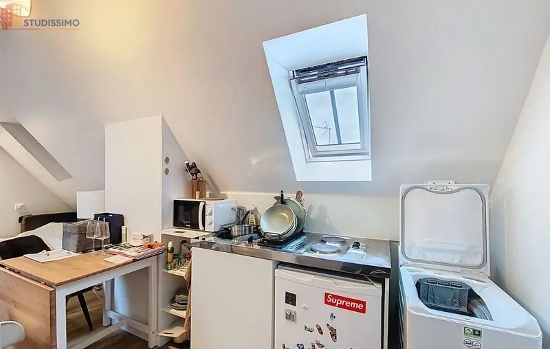 Studio 14m² Strasbourg centre - Meublé, dernier étage - Photo 3