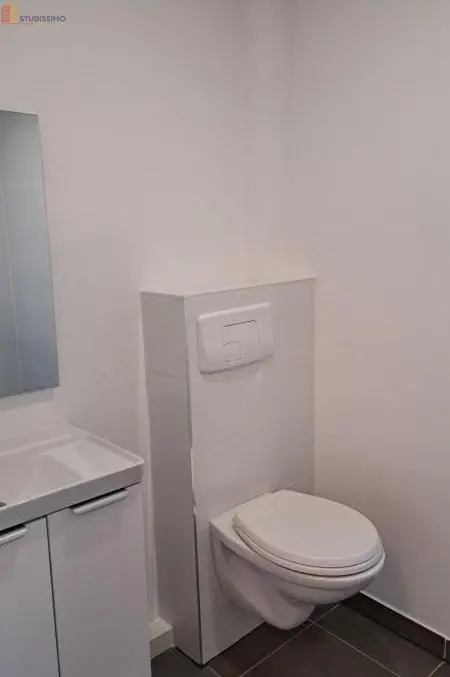 Studio meublé 13m² Strasbourg 67000 - Meublé, 2e étage - Photo 2