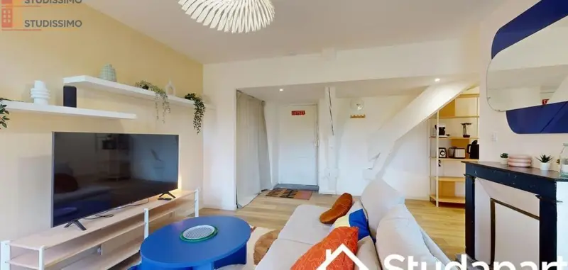 Studio meublé 8m² Clermont-Ferrand 63000 - Meublé, lumineux - Photo 1