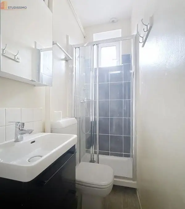 Studio meublé 16m² Clermont-Ferrand - Meublé, 2e étage - Photo 1