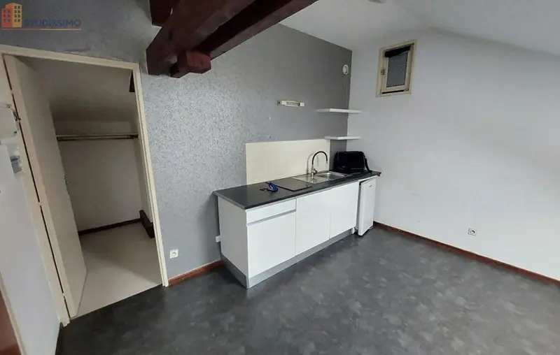 Studio 17m² Pontarlier - CPE C - Photo 4