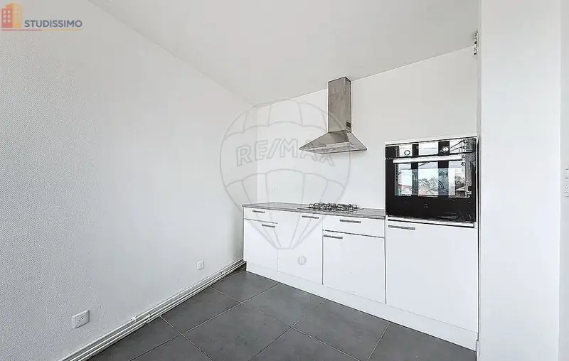 Studio 40m² Audincourt - lumineux, proche commodités - Photo 8