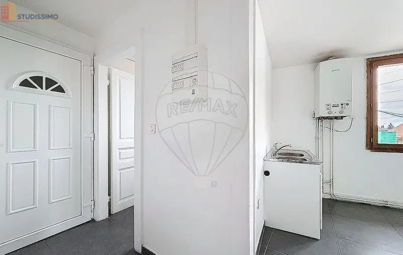 Studio 40m² Audincourt - lumineux, proche commodités - Photo 2