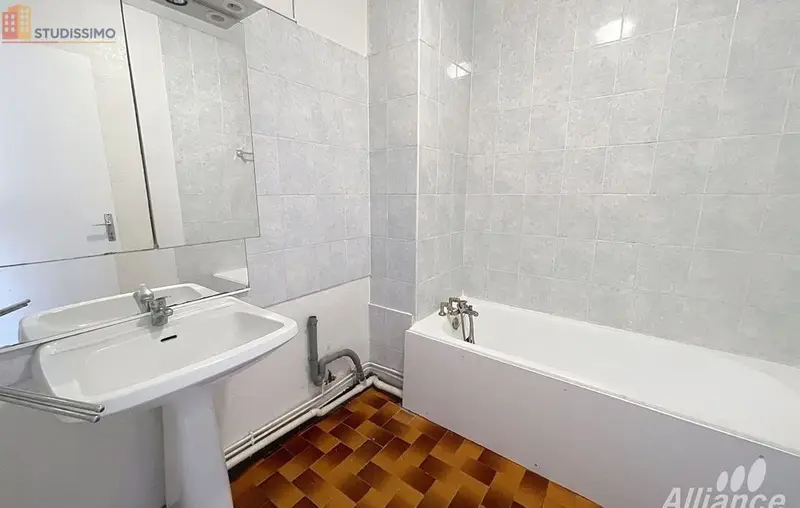 Studio 35m² Audincourt - Étage 2, DPE D - Photo 1