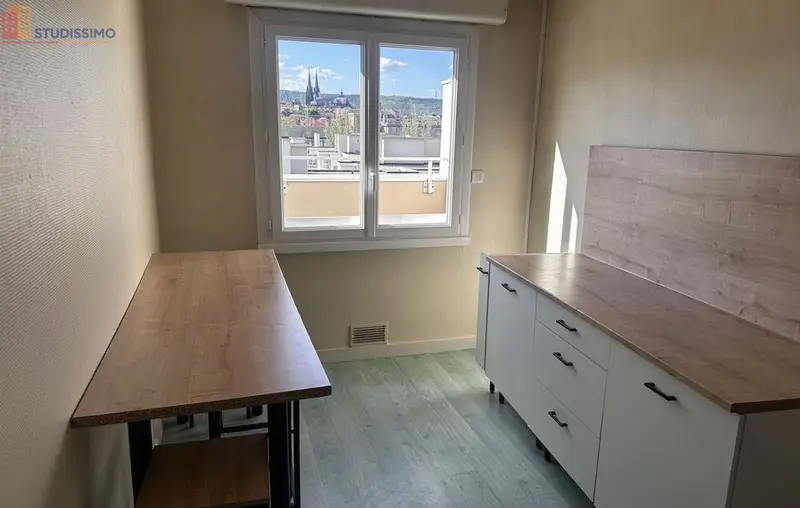Studio 45m² Clermont-Ferrand 63000 - Terrasse, parking - Photo 1