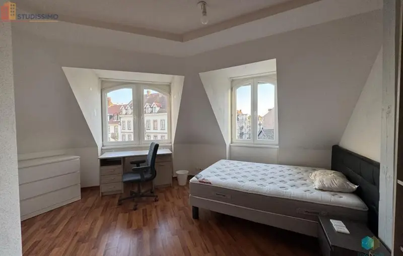 Studio 9m² Strasbourg centre - Meublé, 4e étage - Photo 5
