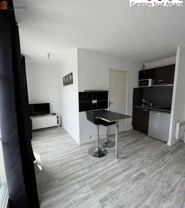 Studio meublé 20m² Mulhouse 68100 - Dernier étage, lumineux - Photo 6