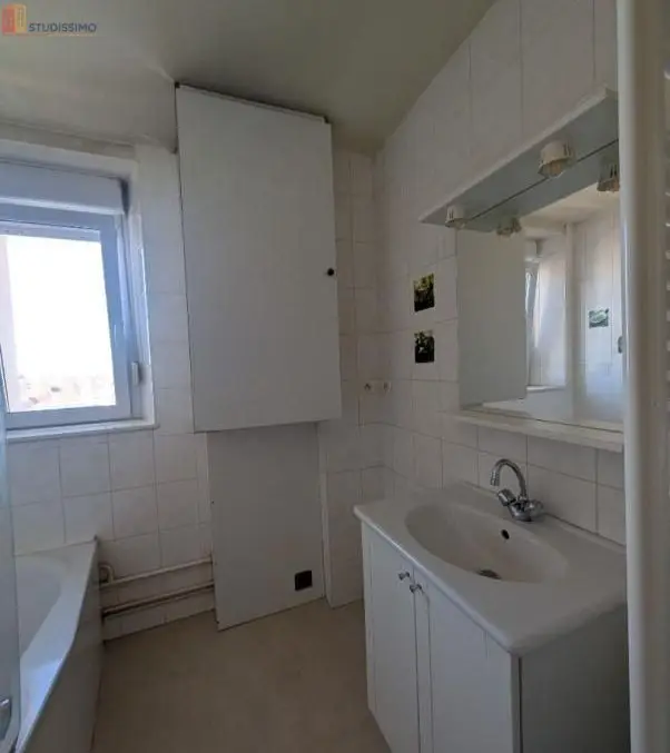 Studio 34m² Pontarlier - 1er étage, lumineux - Photo 4