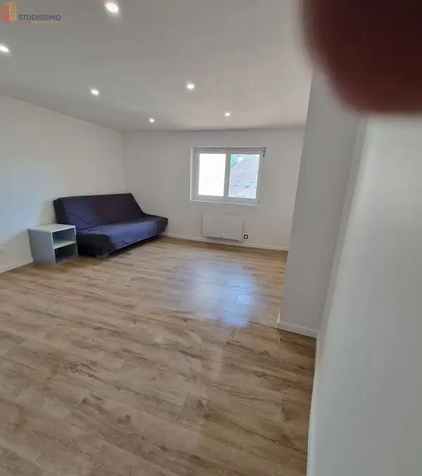 Studio 24m² Besançon centre - Dernier étage, rénové - Photo 2
