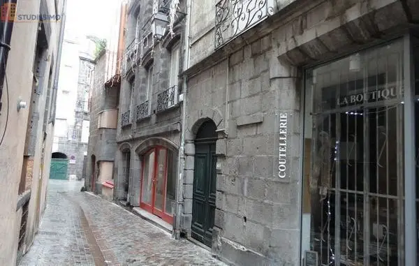 Studio 27m² Clermont-Ferrand 63000 - Lumineux, 1er étage - Photo 1