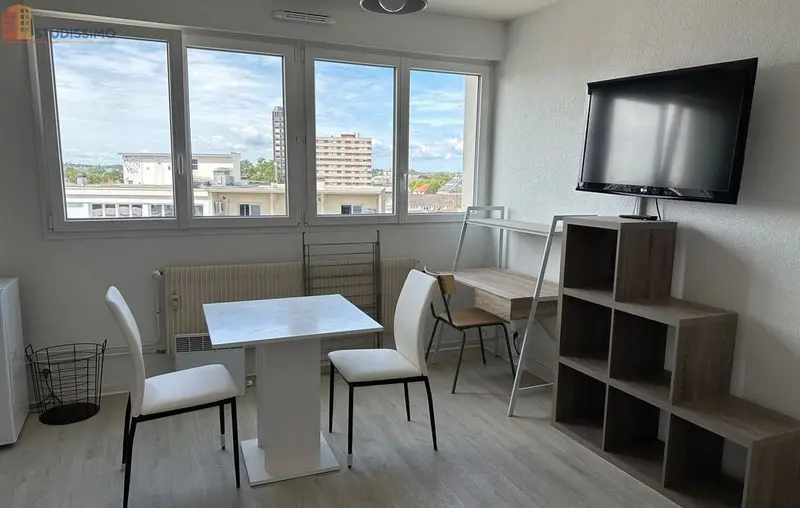 Studio meublé 24m² Mulhouse centre - Calme, lumineux - Photo 2