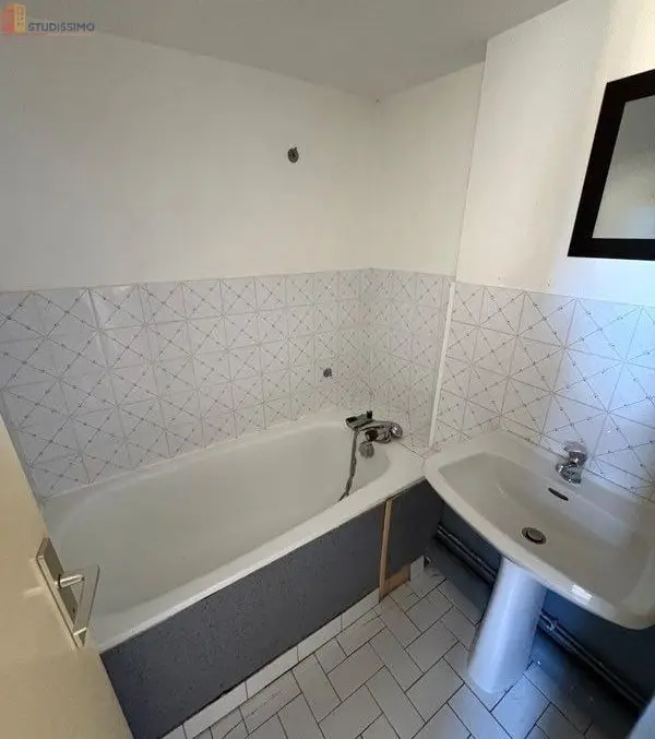 Studio 25m² Besançon centre-ville historique - Photo 2