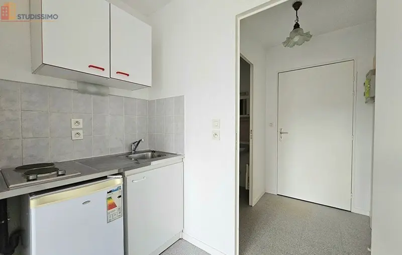 Studio meublé 22m² Aubière - Meublé, 1er étage - Photo 2