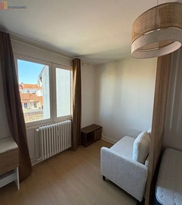 Studio meublé 24m² Clermont-Ferrand 63000 - Entièrement rénové - Photo 2