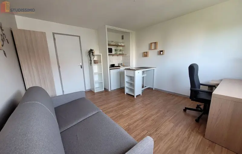 Studio 20m² Besançon - Meublé, garage et cave sécurisés - Photo 2