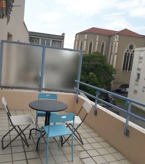 Studio meublé 28m² Clermont-Ferrand 63000 - Terrasse, parking - Photo 2