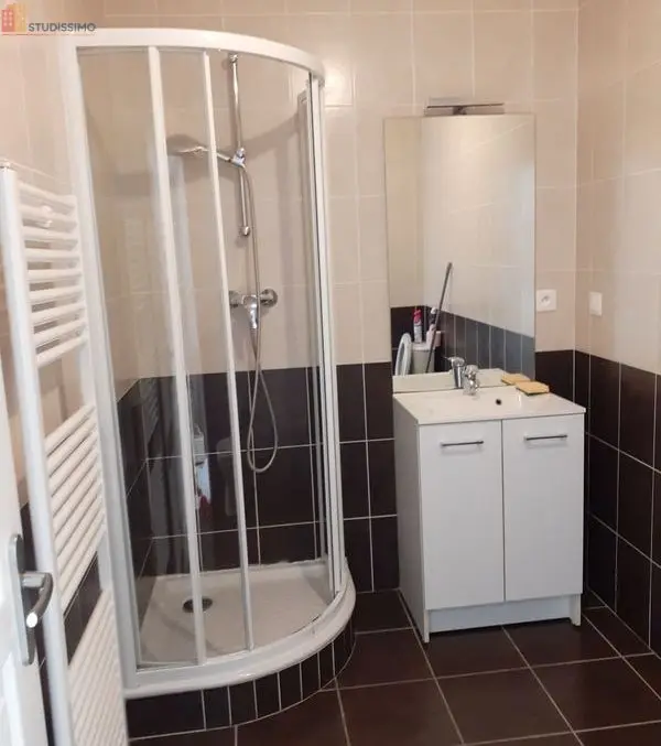 Studio 32m² Besançon centre - Calme, lumineux - Photo 2