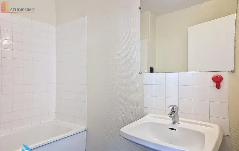 Studio 30m² Chamalières - DPE D, 1er étage - Photo 2