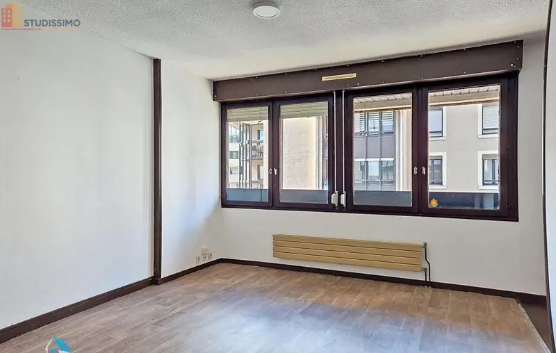 Studio 30m² Chamalières - DPE D, 1er étage - Photo 1