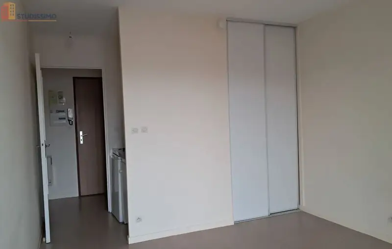 Studio 19m² Besançon centre - Étage élevé, lumineux - Photo 2