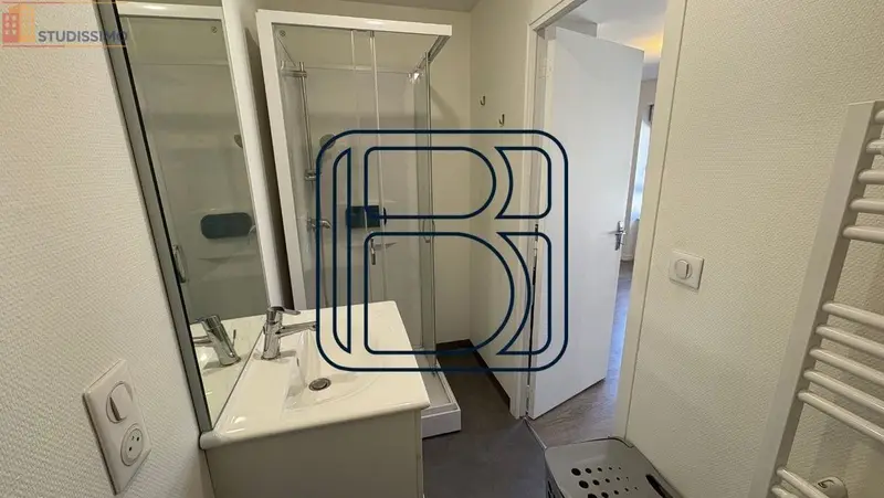Studio meublé 31m² Ambert - Meublé, 2e étage - Photo 2