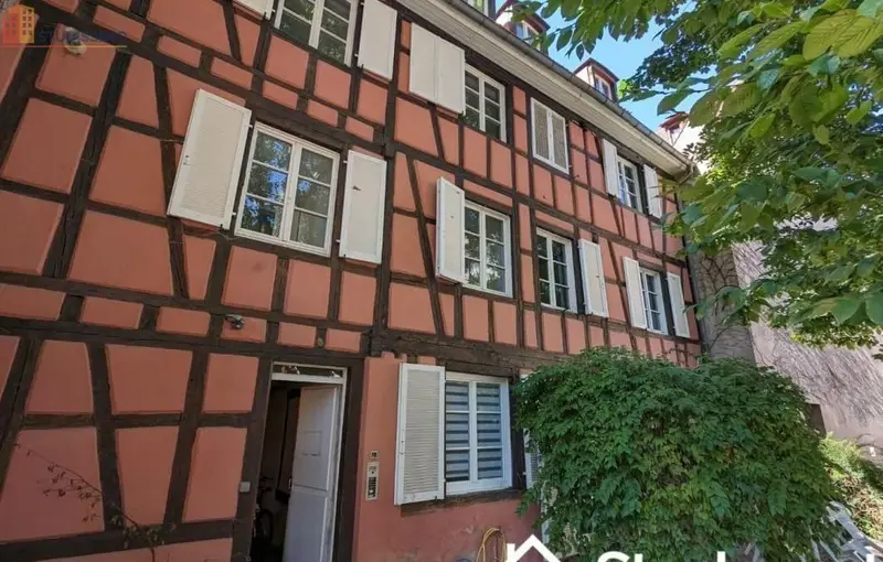Studio meublé 17m² Strasbourg centre - Calme, 3e étage - Photo 2