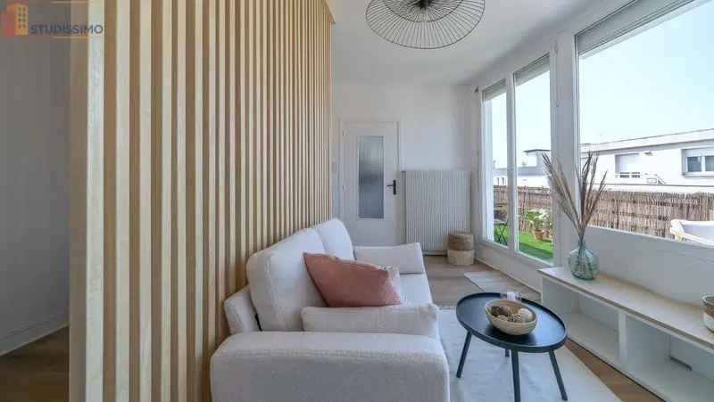 Studio meublé 37m² Clermont-Ferrand centre - Meublé, dernier étage - Photo 1