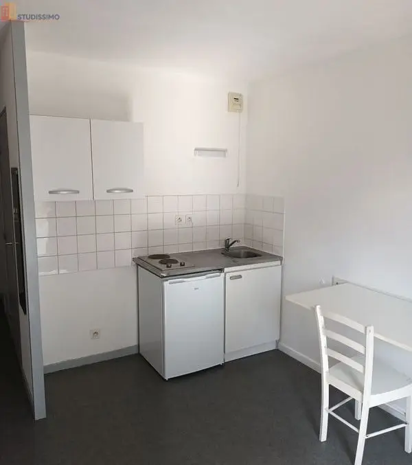 Studio 19m² Clermont-Ferrand 63000 - Parking, lumineux - Photo 2