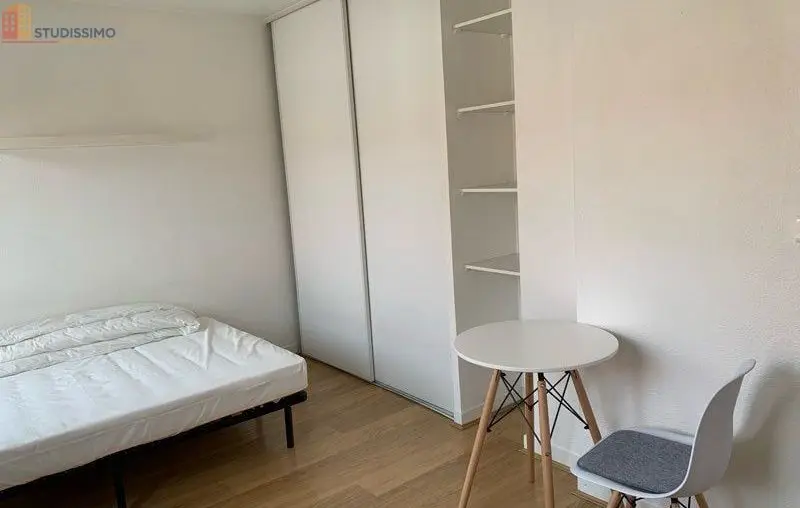 Studio meublé 20m² Clermont-Ferrand 63000 - Proche écoles et facultés - Photo 2