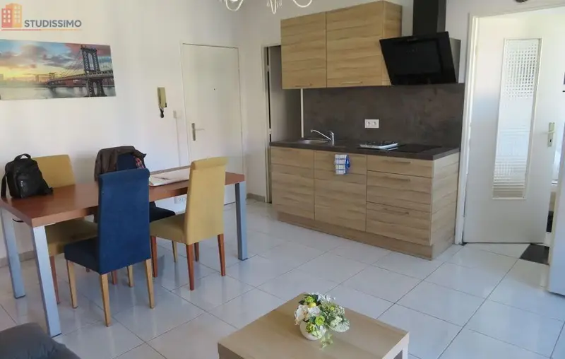 Studio 32m² Mulhouse 68100 - Meublé, balcon - Photo 2