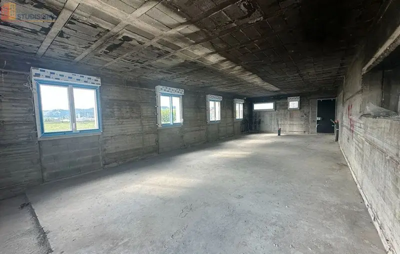 Studio 78m² Montélimar - spacieux, lumineux - Photo 3