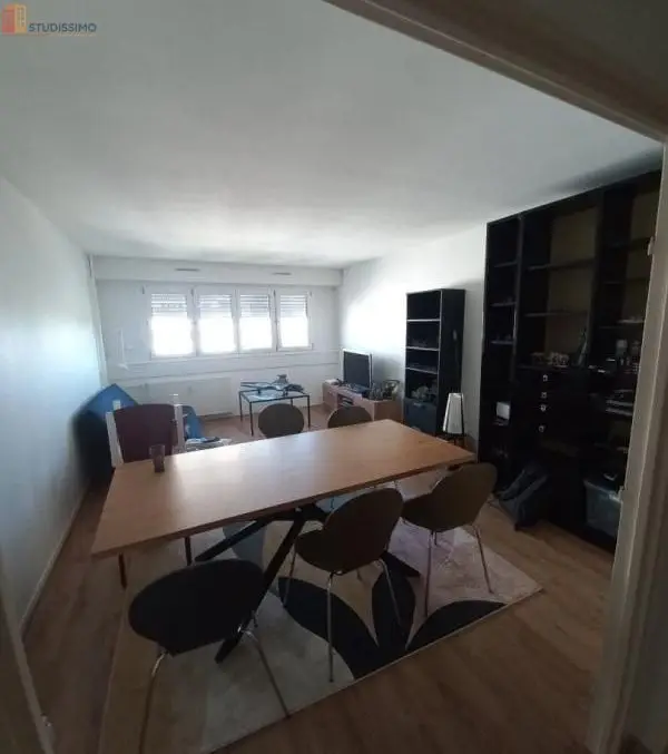 Studio meublé 11m² Strasbourg centre - Lumineux, 13e étage - Photo 2